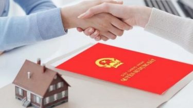 Bán đất có sổ đỏ chỉ đứng tên chồng hoặc vợ có cần chữ ký của cả hai không