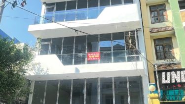 Bán Toà Nhà Mặt Tiền Nguyễn Cửu Vân 8x25m – 7 Tầng Giá 65 Tỷ HDT 200Triệu Quận Bình Thạnh Giáp Quận 1