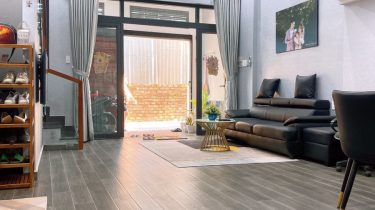 Bán Nhà 5x10m trệt lửng full nội thất Thủ đức giá 2,2 tỷ hh2%