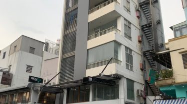 BÁN TÒA NHÀ MẶT TIỀN TRƯỜNG SA (9,65X7M) 7 TẦNG THANG MÁY CHỈ 30 TỶ ĐẦY ĐỦ PCCC P12 QUẬN 3