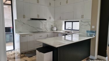 Bán Biệt thự đường VIP Liên Phường Q9 gần Global City  Dt: 15 x 18m cn 275m2 giá 32 tỷ